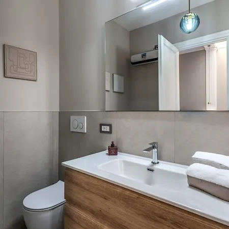 Trevi Apartment Rome